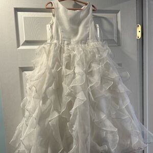 David’s bridal girls size 5 flower girl dress